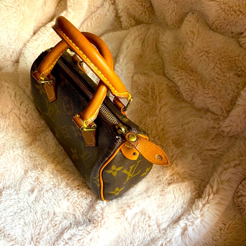 Authentic Louis Vuitton Monogrammed Mini Speedy